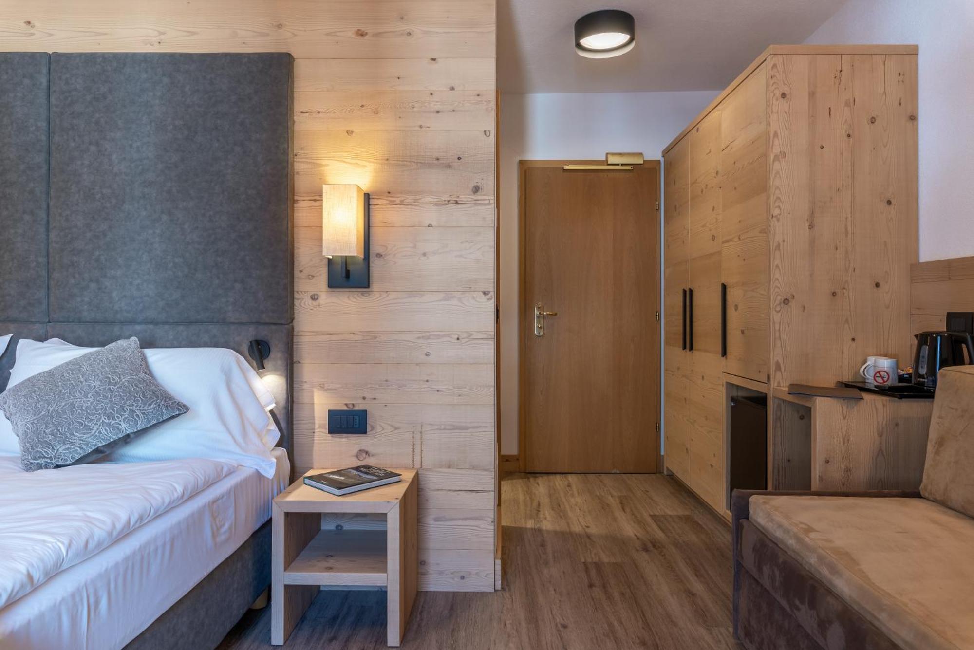 Hotel Meida Поцца-ді-Фасса Екстер'єр фото