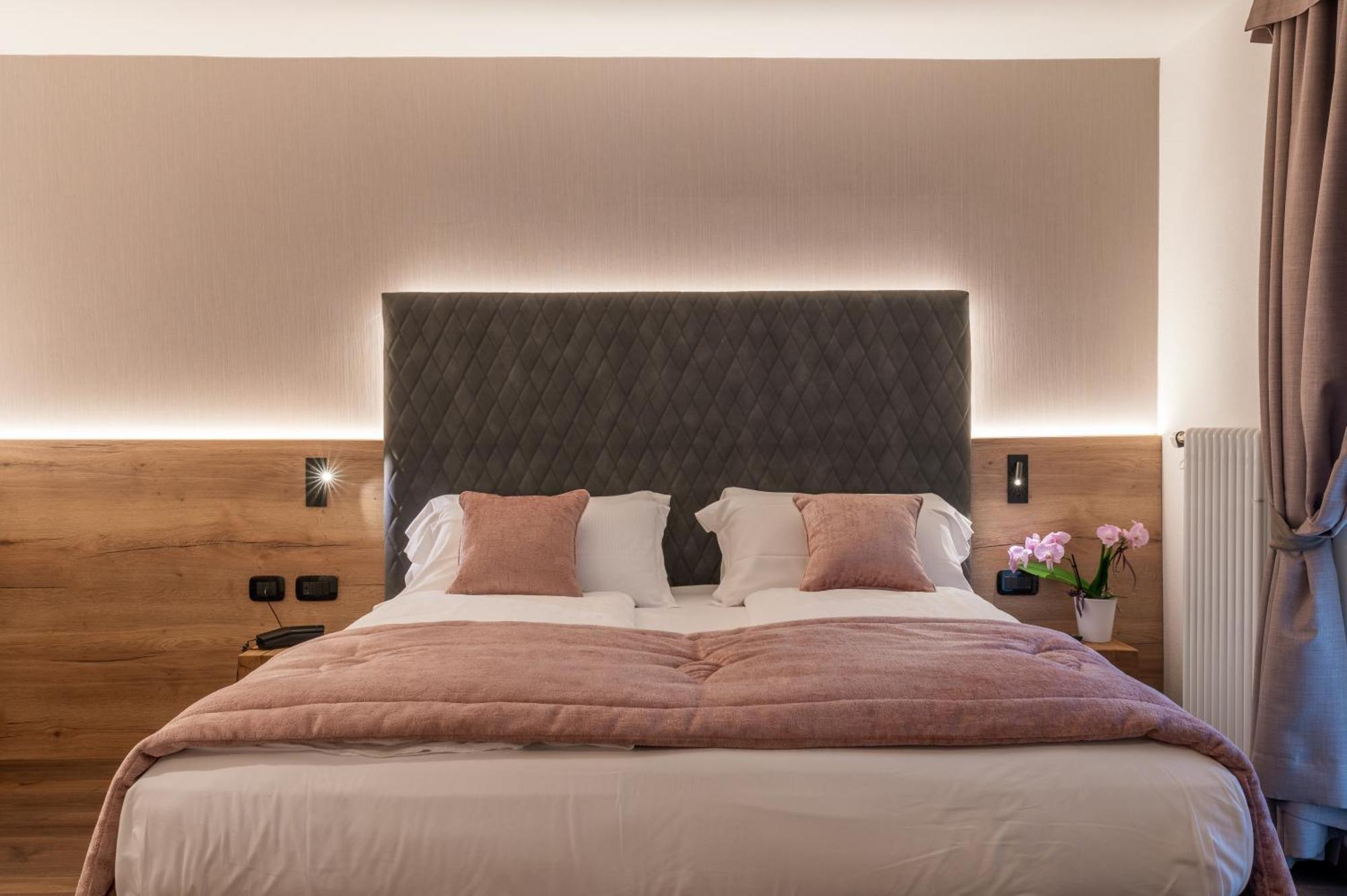 Hotel Meida Поцца-ді-Фасса Екстер'єр фото