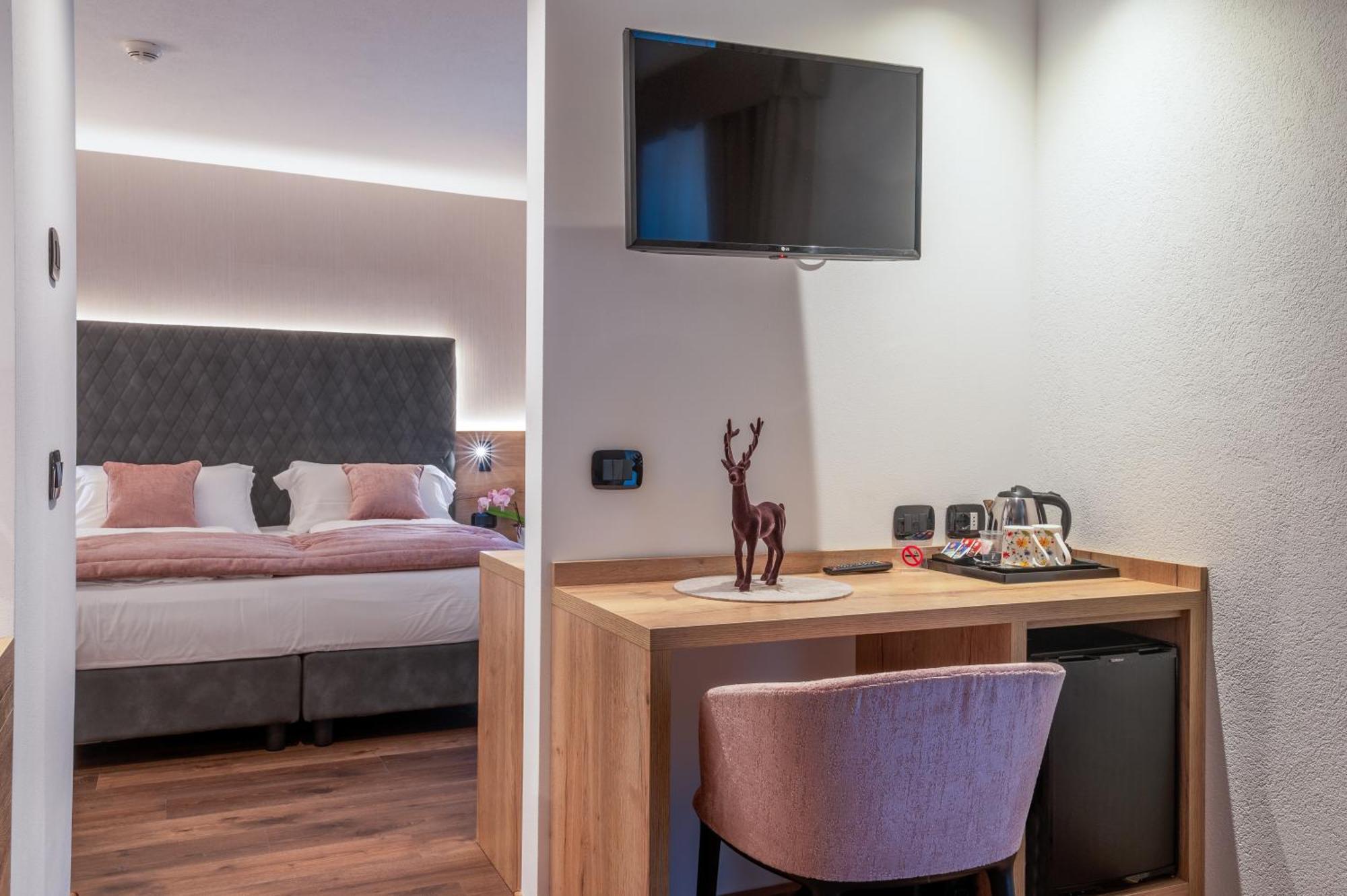 Hotel Meida Поцца-ді-Фасса Екстер'єр фото
