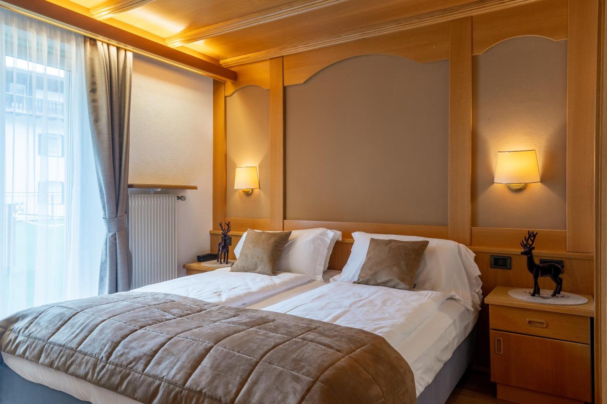 Hotel Meida Поцца-ді-Фасса Екстер'єр фото