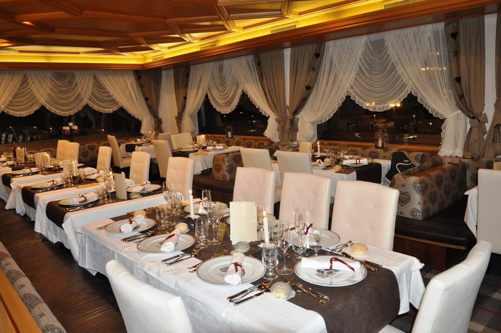 Hotel Meida Поцца-ді-Фасса Екстер'єр фото