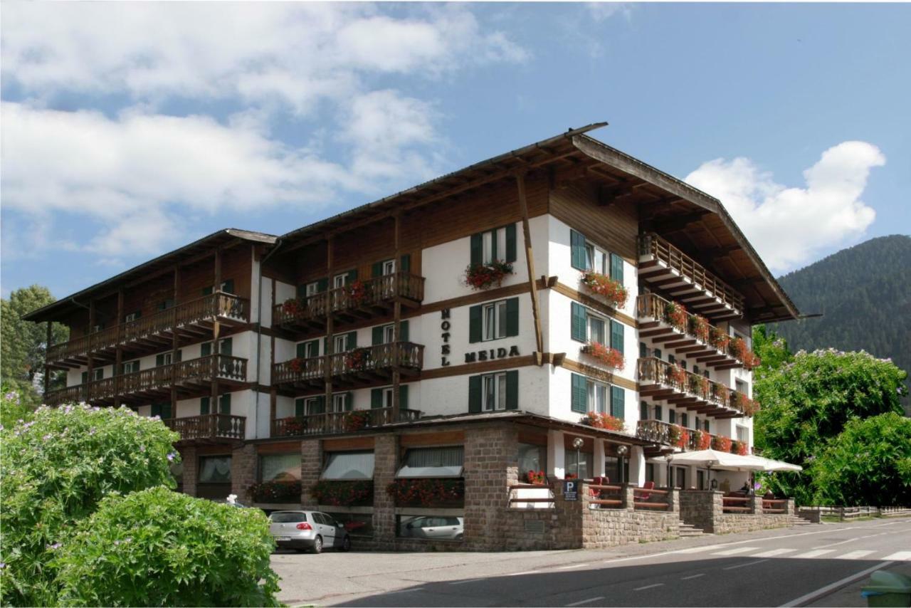Hotel Meida Поцца-ді-Фасса Екстер'єр фото